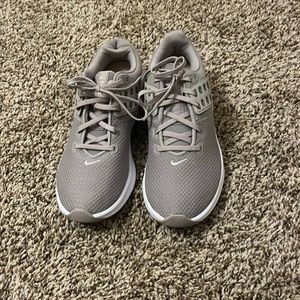 Nike airmax tennis shoes